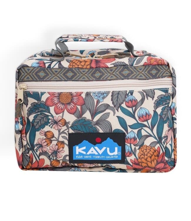 KAVU Take In Tow